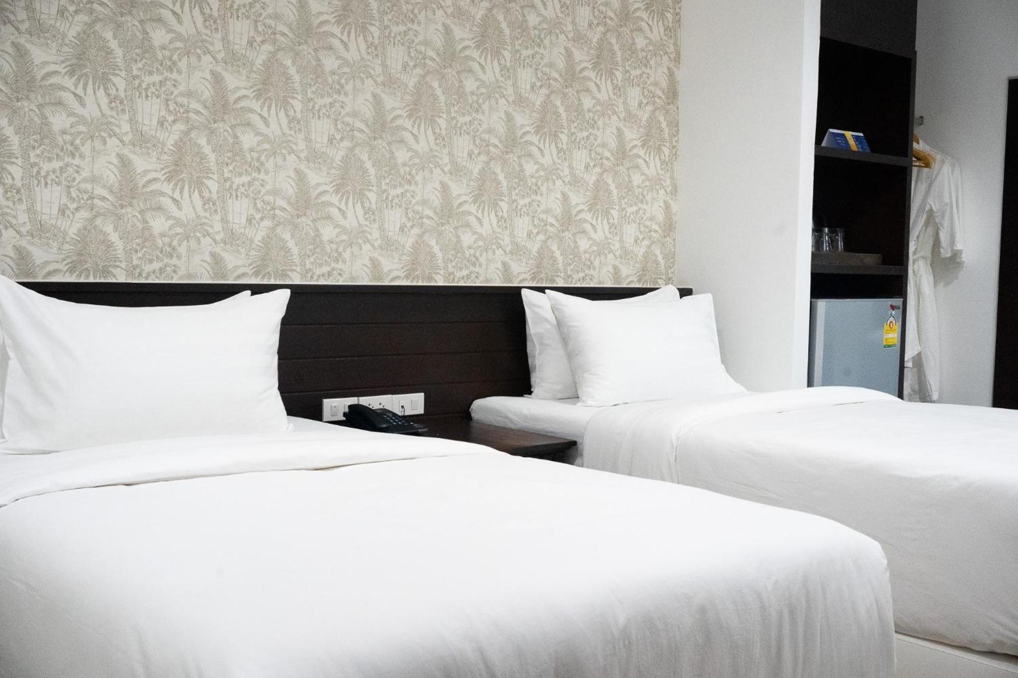 Singharaj Boutique Hotel Чиангмай Екстериор снимка